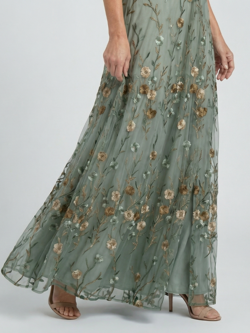 Alina | Fließendes Maxikleid mit Neckholder
