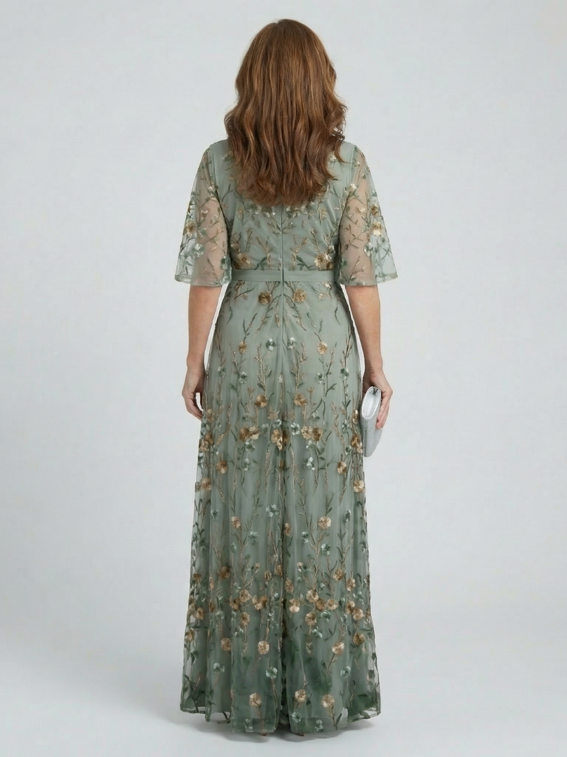 Alina | Fließendes Maxikleid mit Neckholder