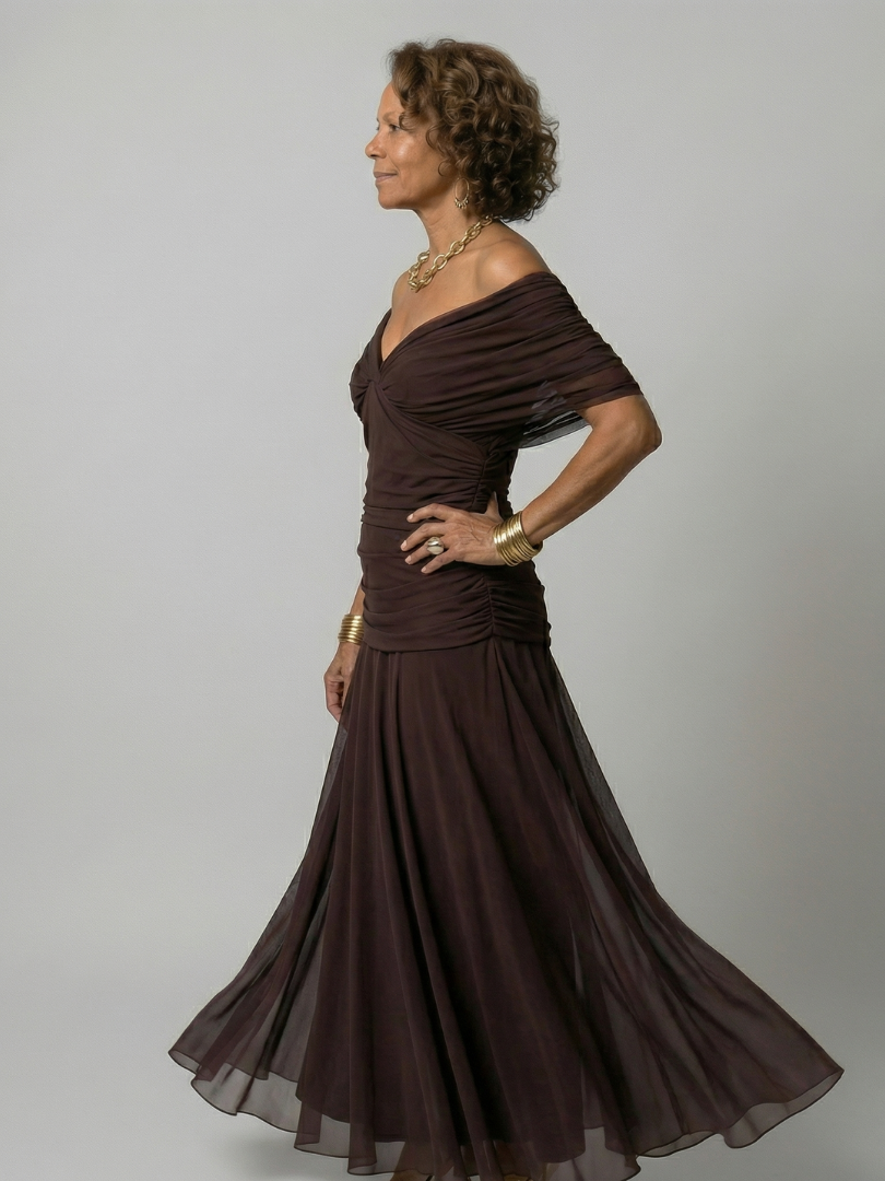 Carlotta | Schulterfreies Midikleid